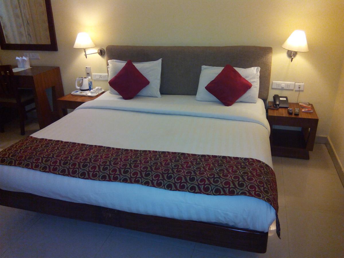 Park Residency Luxury Business Hotel Kochi Exterior foto